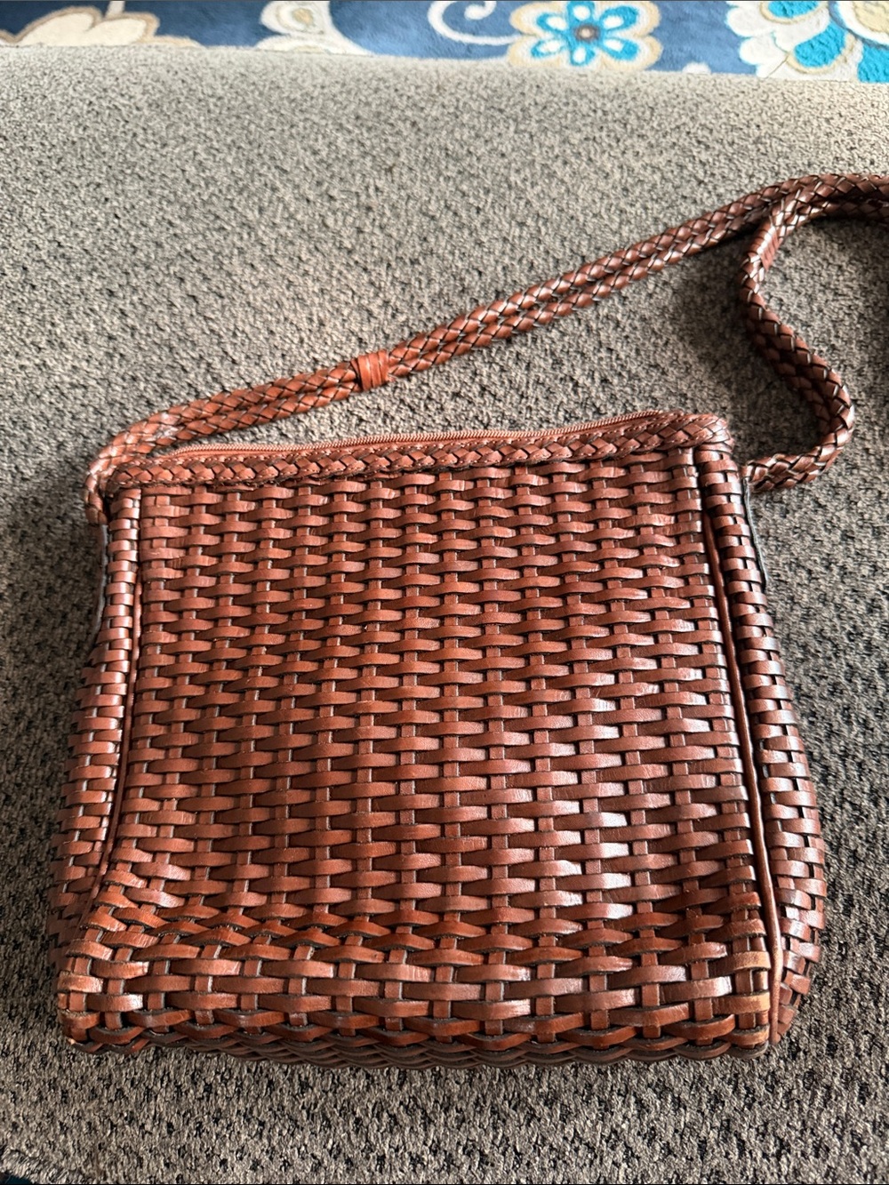 Vintage Woven Crossbody leather Bag in Cognac Brown braided strap  -1985-95
